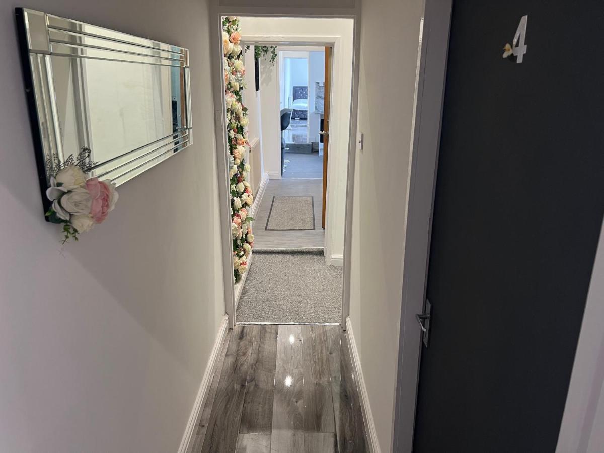 Zams Rooms Stoke-on-Trent Экстерьер фото