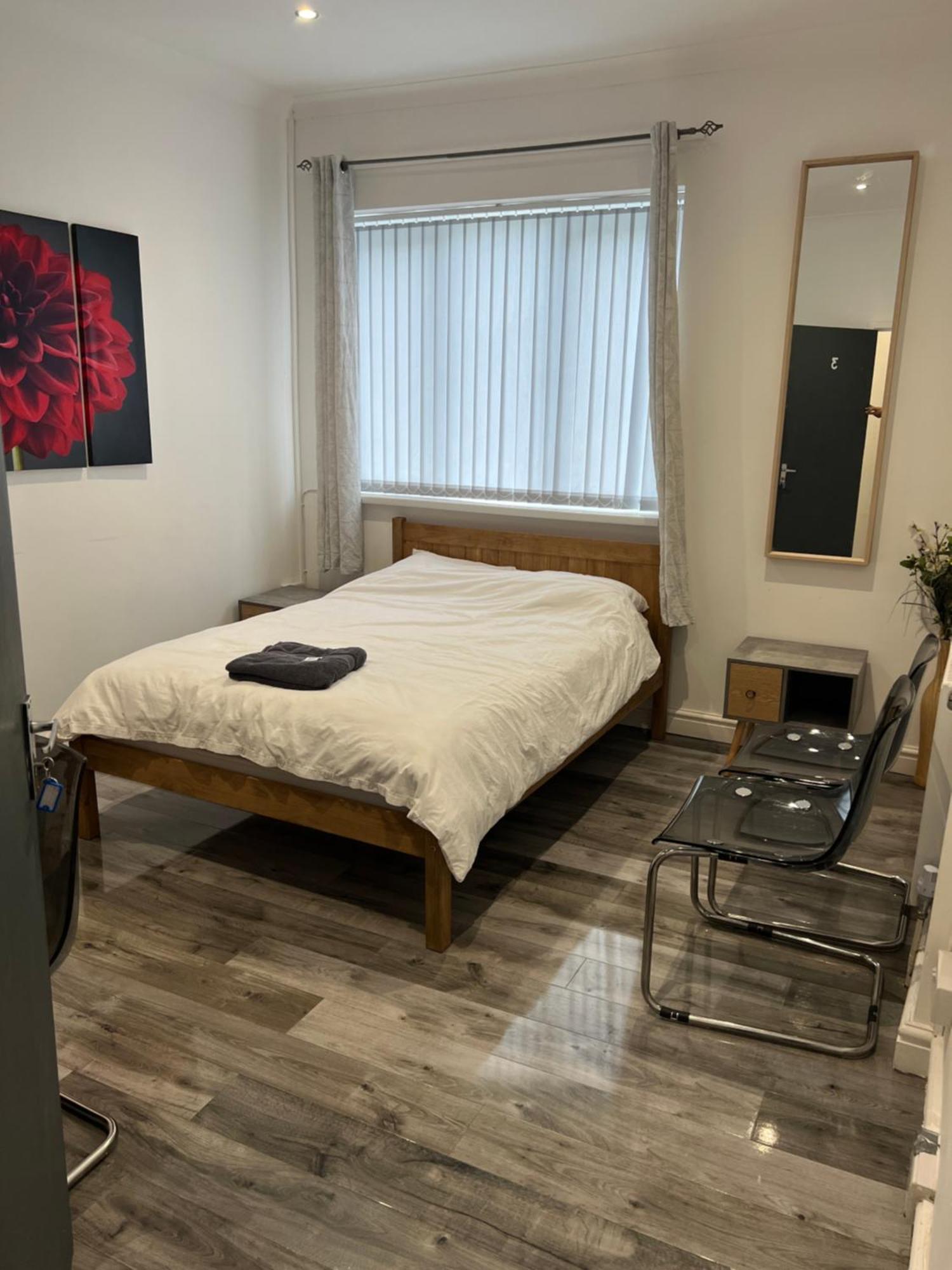 Zams Rooms Stoke-on-Trent Экстерьер фото