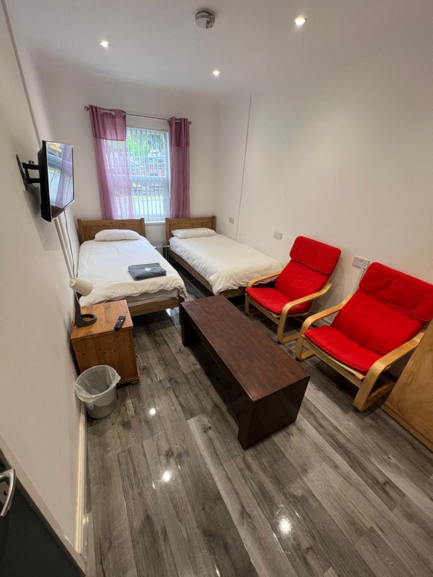 Zams Rooms Stoke-on-Trent Экстерьер фото